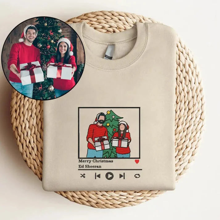 Camisa Personalizada com Base em Foto Pessoal e Música Favorita | Transforme Sua Foto em Amor Bordado