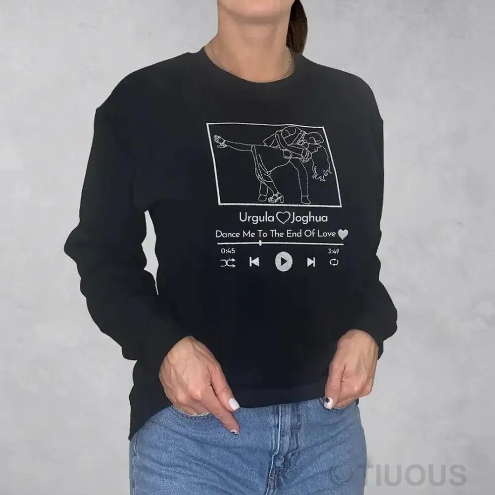 Camisa Personalizada com Base em Foto Pessoal e Música Favorita | Transforme Sua Foto em Amor Bordado
