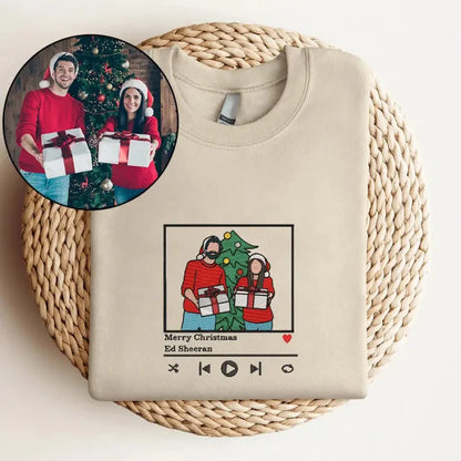 Camisa Personalizada com Base em Foto Pessoal e Música Favorita | Transforme Sua Foto em Amor Bordado
